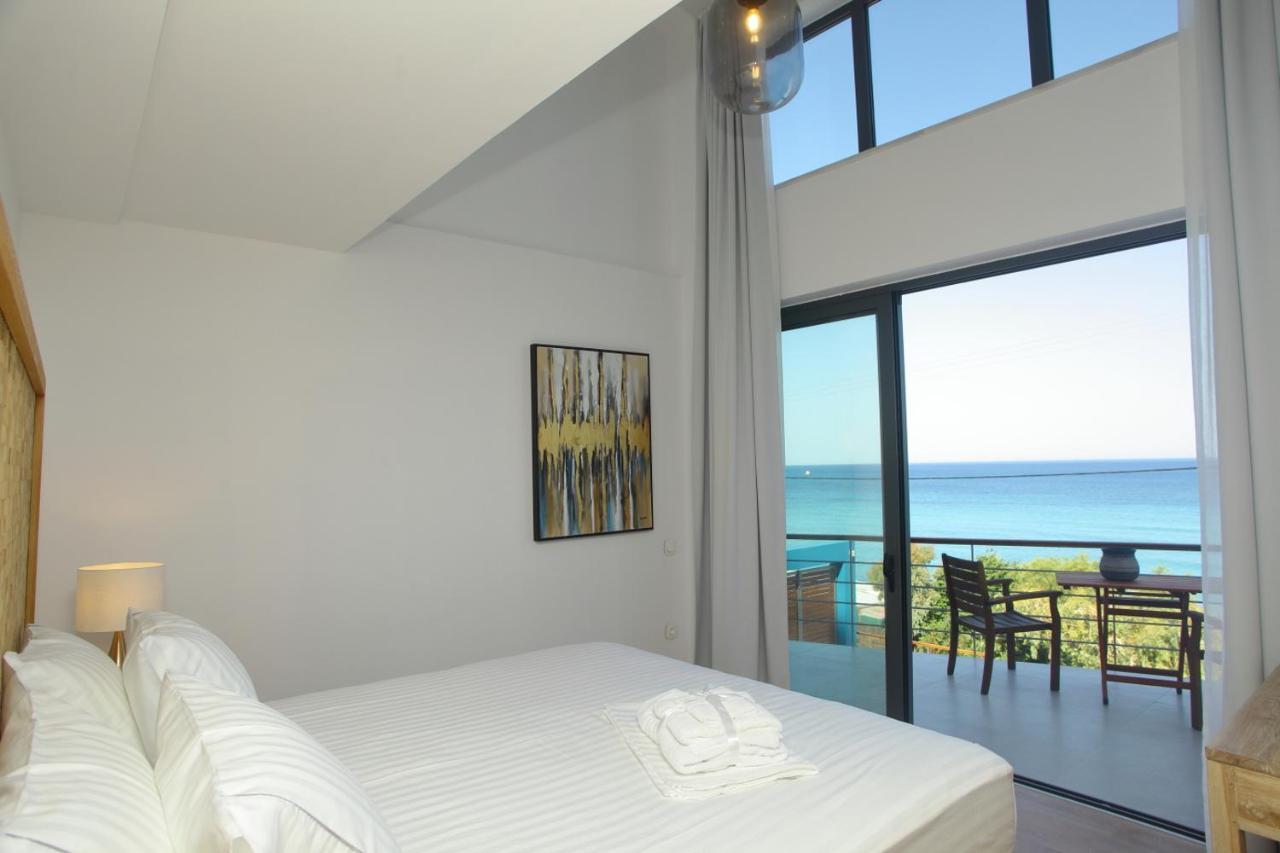 Capro - Milos Bay Villas Áyios Nikítas Kültér fotó
