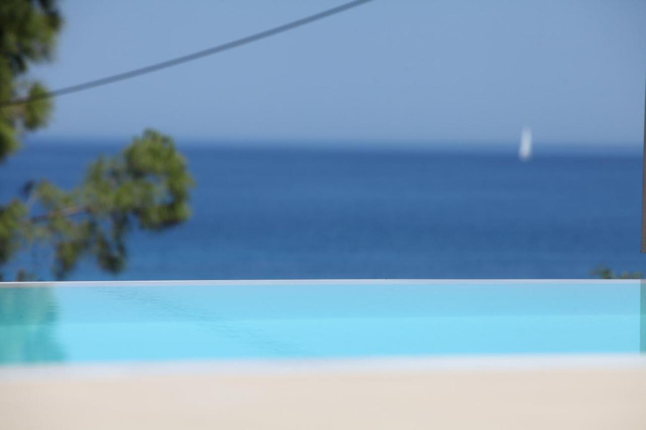 Capro - Milos Bay Villas Áyios Nikítas Kültér fotó