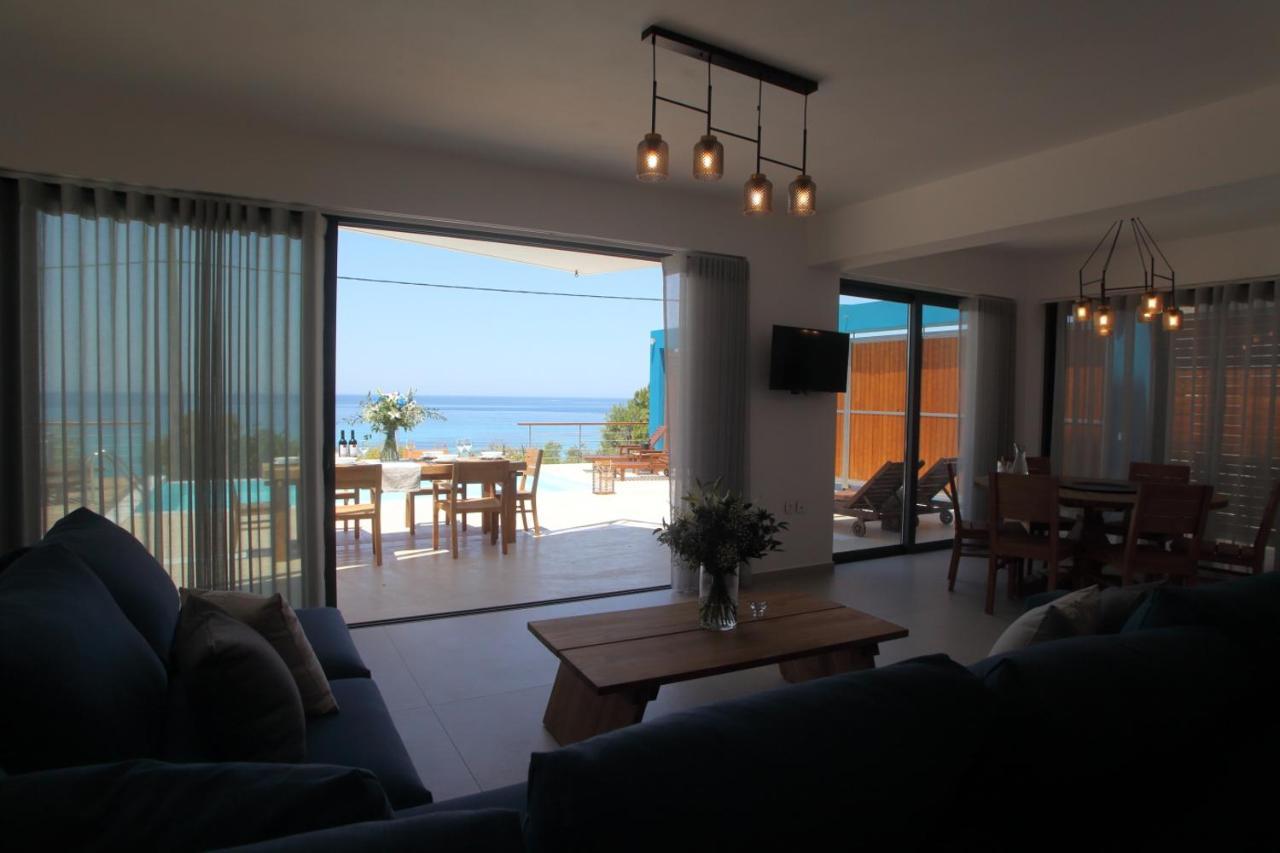 Capro - Milos Bay Villas Áyios Nikítas Kültér fotó