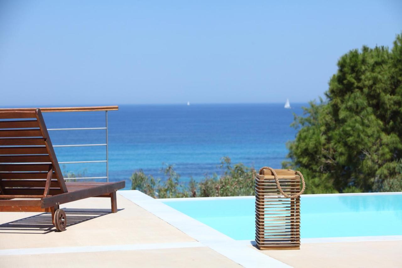 Capro - Milos Bay Villas Áyios Nikítas Kültér fotó