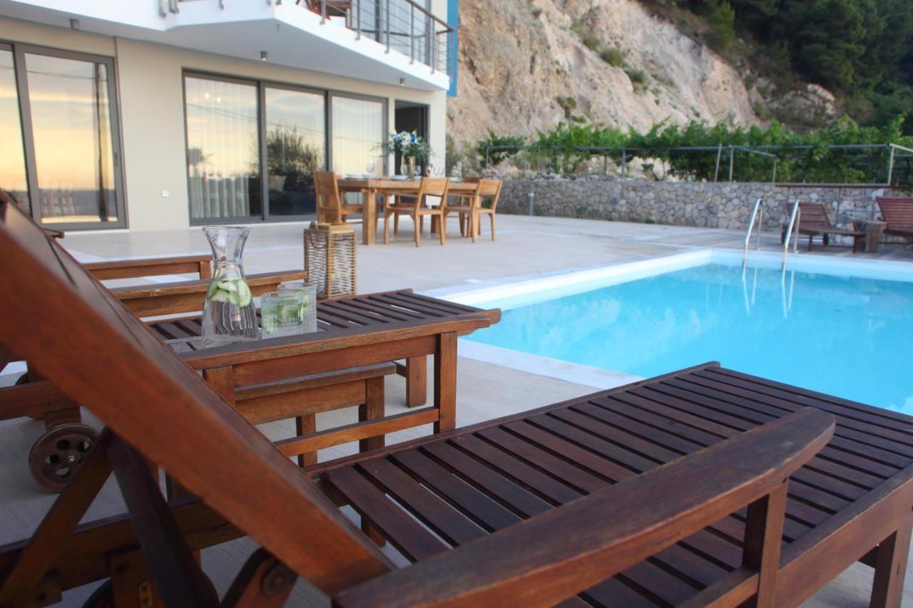 Capro - Milos Bay Villas Áyios Nikítas Kültér fotó
