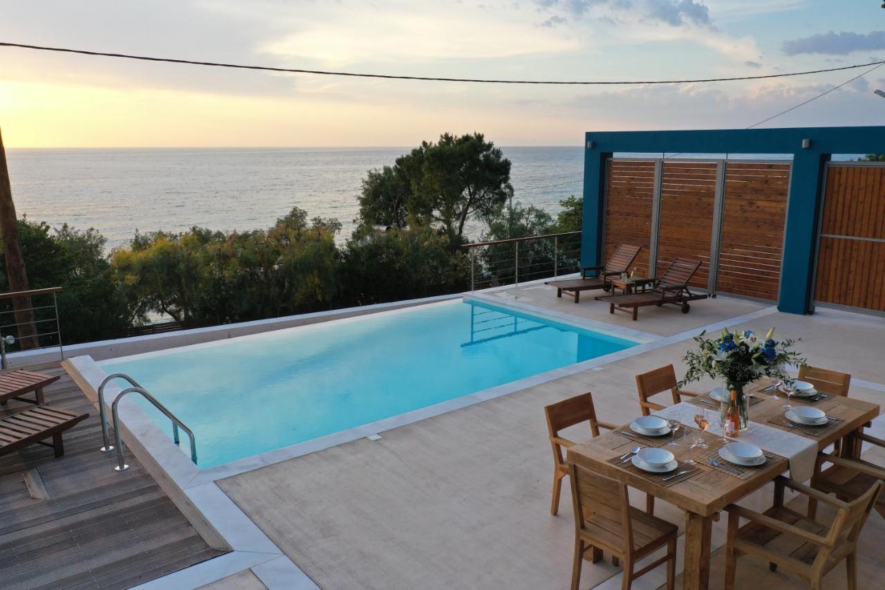 Capro - Milos Bay Villas Áyios Nikítas Kültér fotó