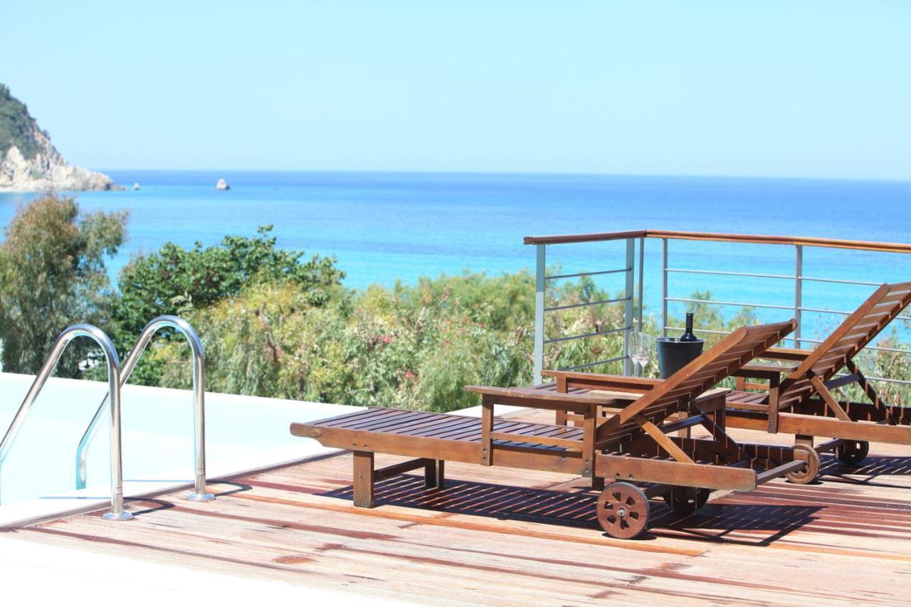 Capro - Milos Bay Villas Áyios Nikítas Kültér fotó