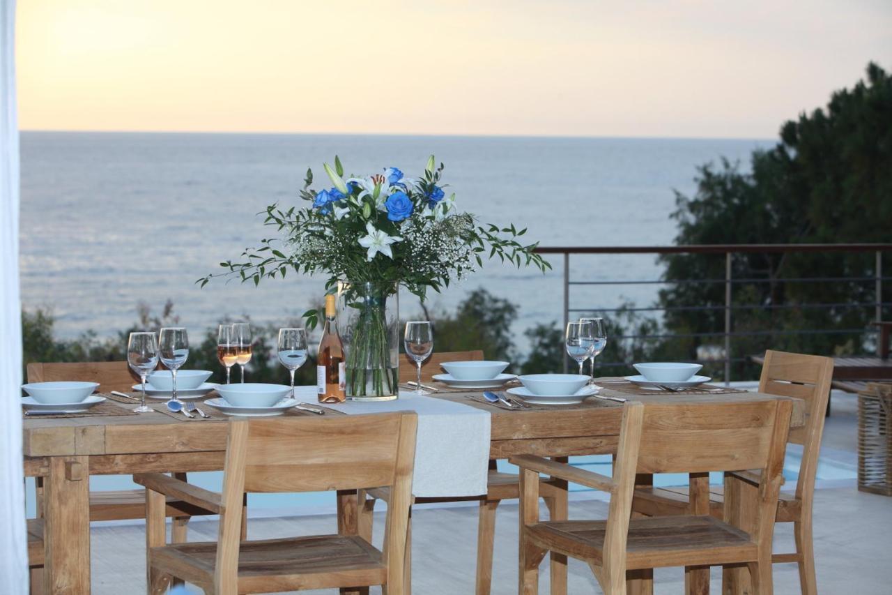 Capro - Milos Bay Villas Áyios Nikítas Kültér fotó